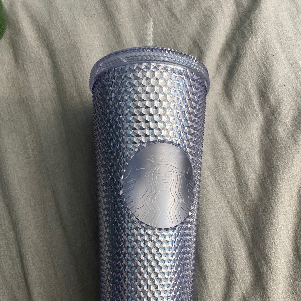 Starbucks Platinum Bling - CRACK IN LID